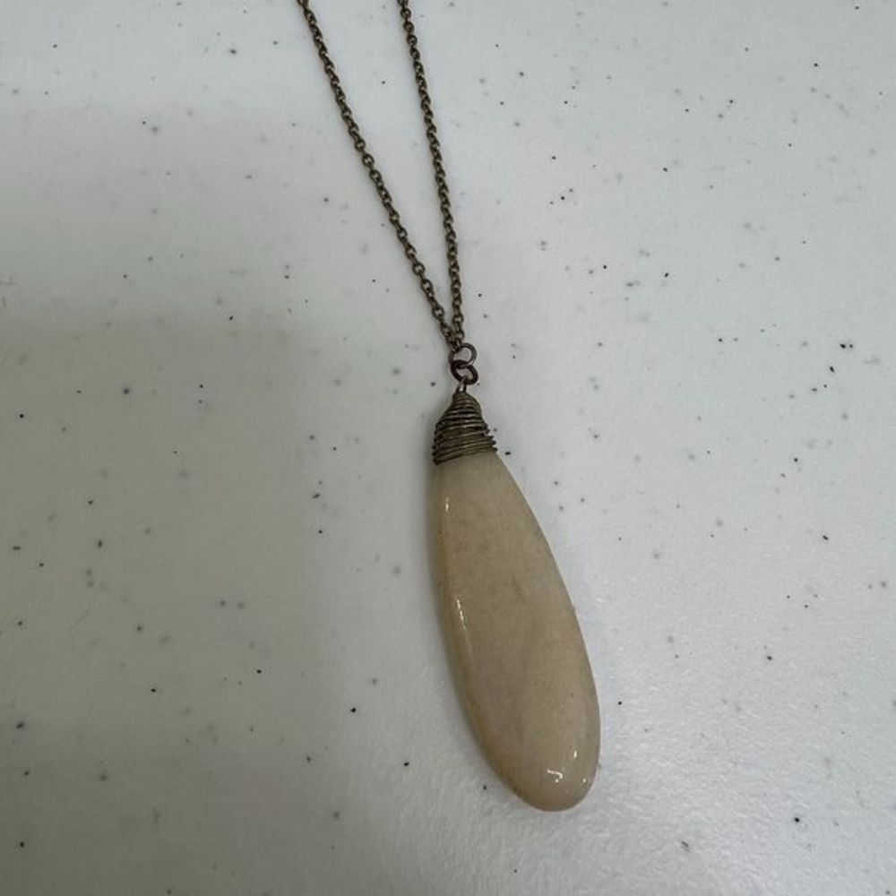 Gemstone Necklace Pink Tan Silver Tone Wire Wrapped Long‎ Polished Chain Vintage